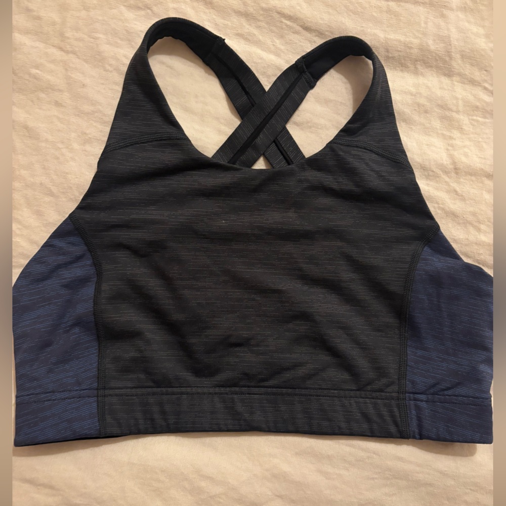 Outdoor Voices Tech Sweat Bra - L - Navy / Black